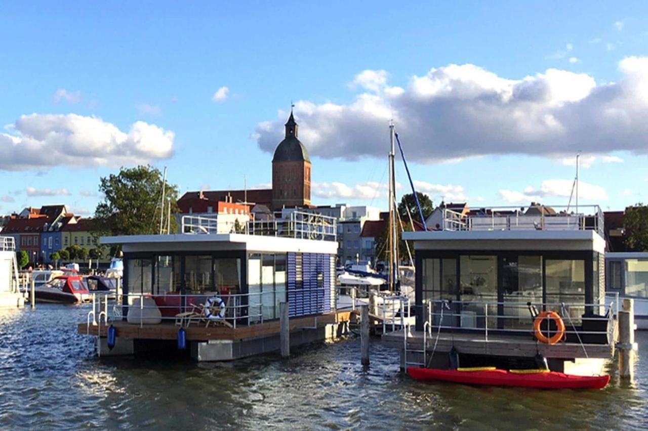 Hausboot Floating Houses Blue Active In Ribnitz-Damgarten Exteriör bild